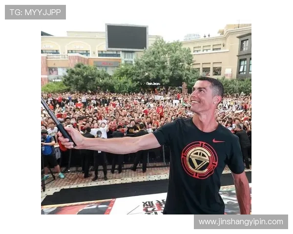 C罗采访视频热度飙升24小时突破200万观看量第二部分明天精彩上线 C罗采访视频热度飙升24小时突破200万观看量第二部分明天精彩上线