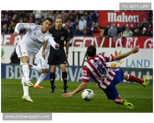 韦斯利轻松推射破门国安在主场遭新鹏城扩大比分至0-2 韦斯利轻松推射破门国安在主场遭新鹏城扩大比分至0-2