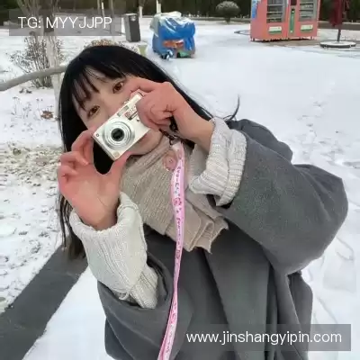 裘川骁